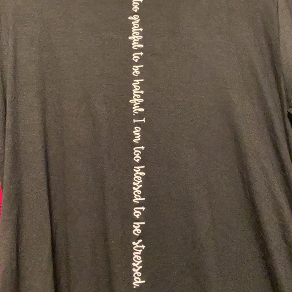 NWT Blessed Maternity top - Picture 4 of 4